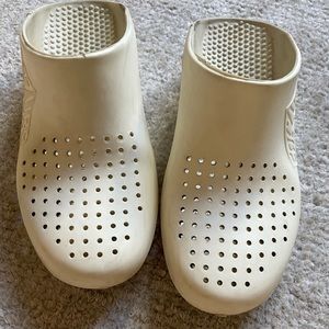 Off-White calzuto clog sz 34-35